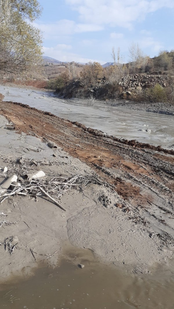 Giresun'da Siyanür Havuzu Patlayan Maden Süresiz Durduruldu