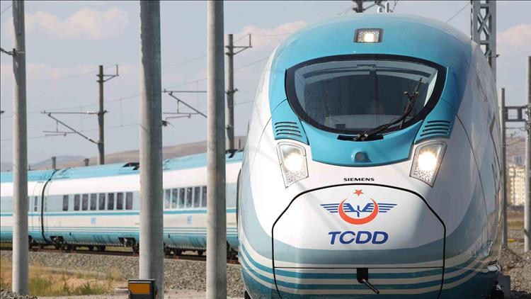 Yüksek Hızlı Tren Biletlerine Yüzde 300 Zam