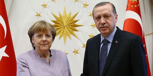 Merkel'den Türkiye'ye Destek, Rejim ve Destekçilerine Saldırıları Durdurma Çağrısı