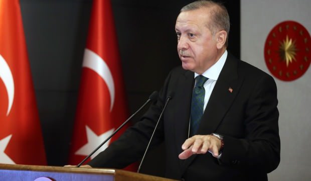 Erdoğan'ın Ulusa Sesleniş Konuşması Siyasi Nutka Döndü