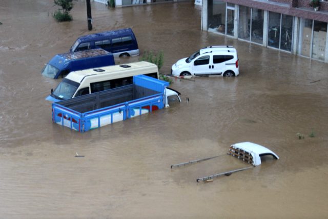 Rize Valisi Çeber Sel Felaketini Değerlendirdi: Biz Alışkınız
