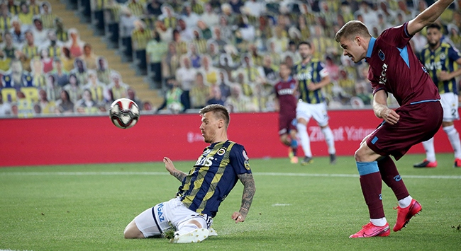 İlk Finalist Kadıköy'de Fenerbahçe'yi 3-1 Mağlup Eden Trabzonspor Oldu