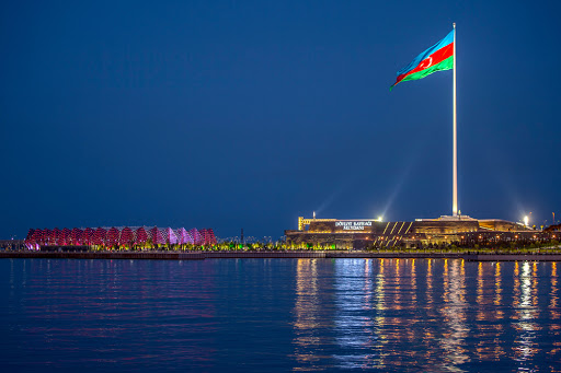 Azerbaycan Karantina Süresini Uzattı
