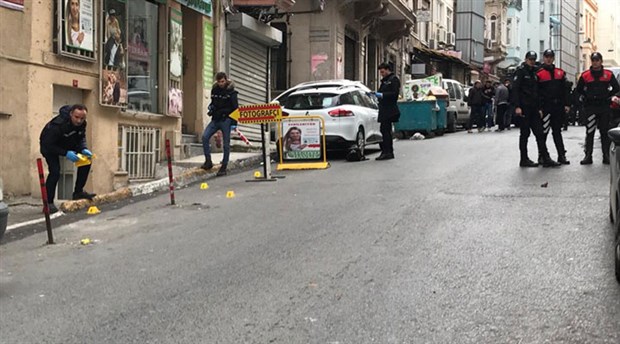 HDP İl Başkanlığı Önünde Silah Sesleri