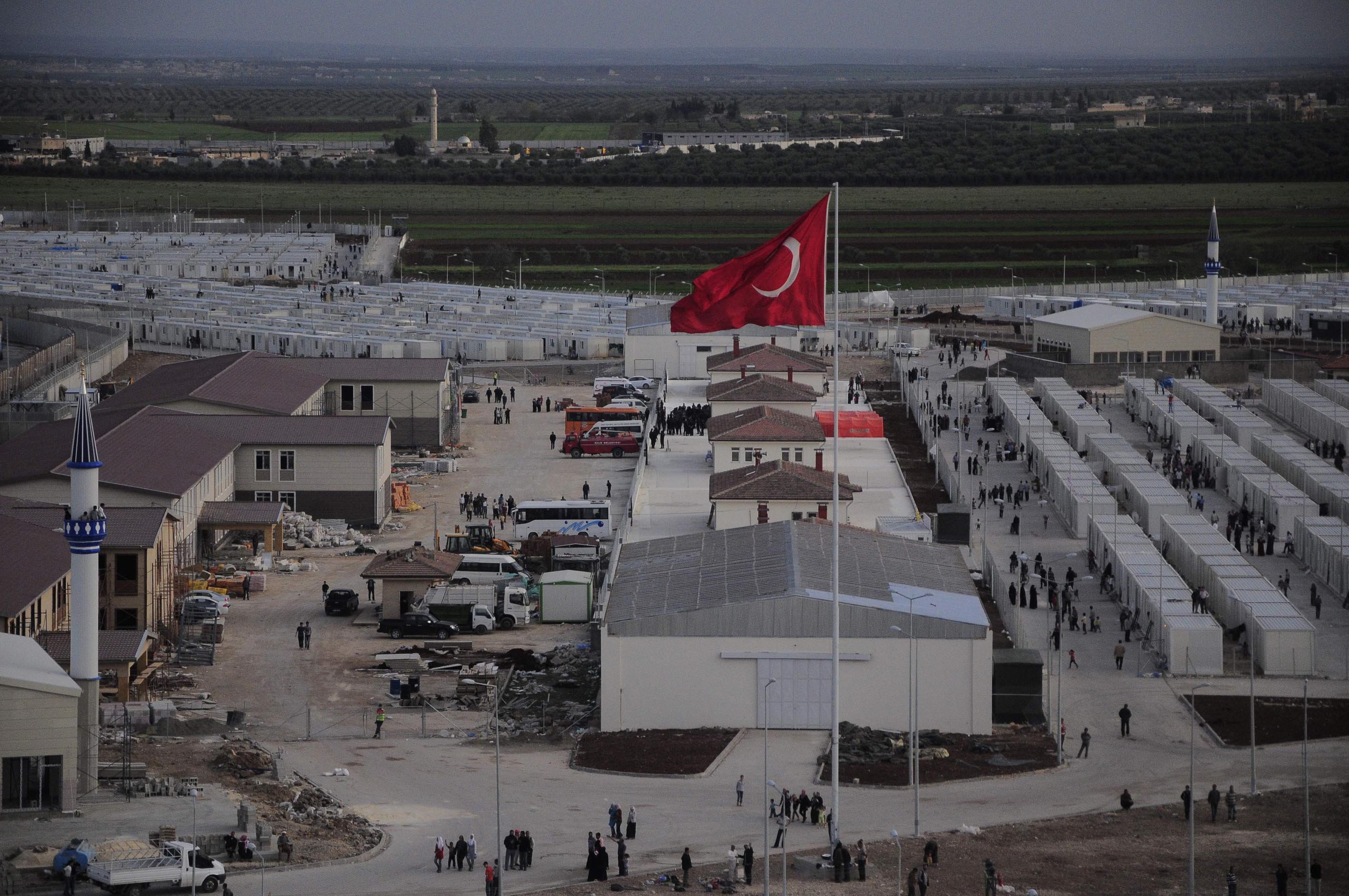 Yunan Gazeteci: Türkiye'deki Kampları Görünce Ülkemden Utanç Duyuyorum