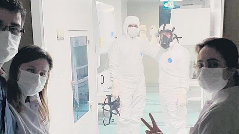 Türk Profesör Ercüment Ovalı Çin Virüsünün Tedavisini Arıyor
