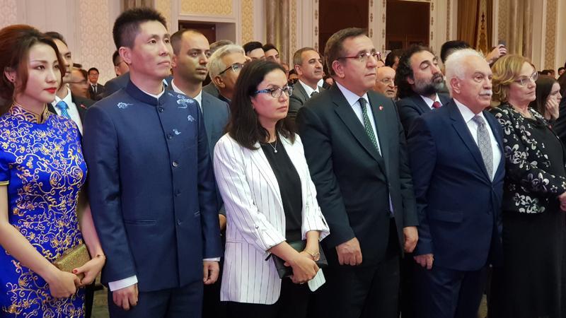 Çırağan'daki 'Çin Resepsiyonu'nda Türklüğü Yok Sayan Bir Broşür Dağıtıldığı Ortaya Çıktı