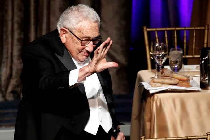 Kissinger: ABD ile Çin Soğuk Savaşın Eşiğinde