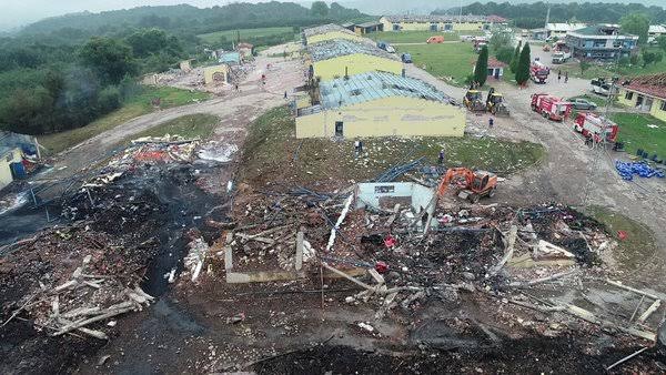 Havai Fişek Faciasıyla İlgili 3 Kişi Hakkında Gözaltı Kararı