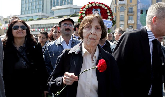 Rahşan Ecevit Vefat Etti