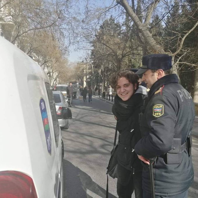 Azerbaycan'da Gündemi Değiştiren Öğrenci: Rüstem İsmailbeyli