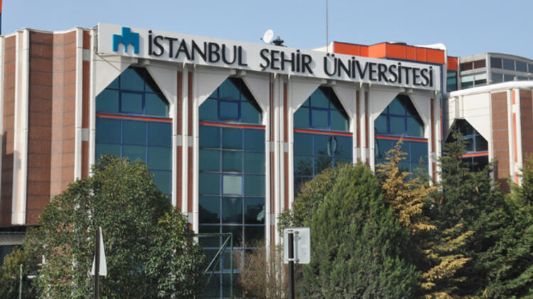 Şehir Üniversitesi Kapatılıyor