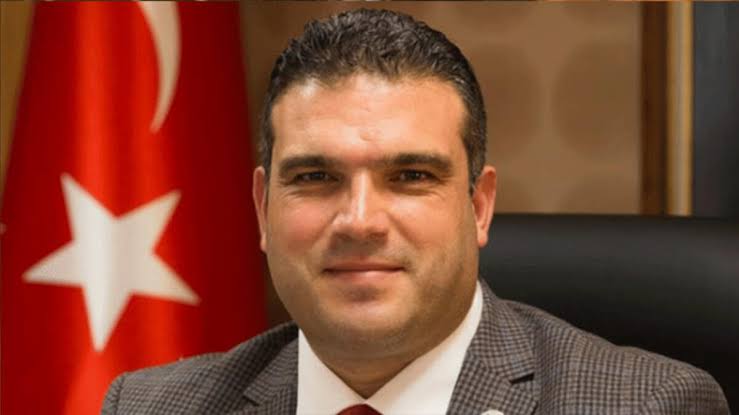 Skandal Rektör İstifa Etti: Ciddi Sağlık Sorunlarım Var