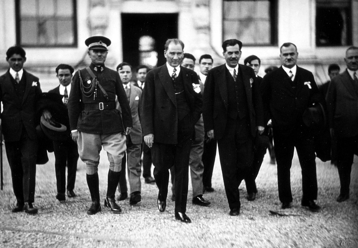 Ülkenin Kurucuları ve Türk Milliyetçileri