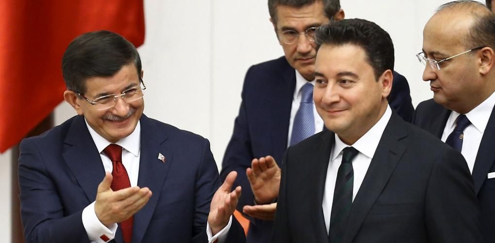 AKP'den Kopan Oluşumlar Birleşiyor Mu?