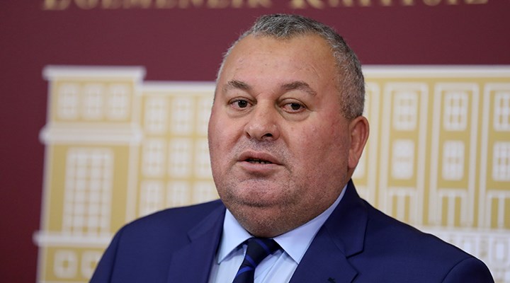 Cemal Enginyurt MHP'den İhraç Edildi