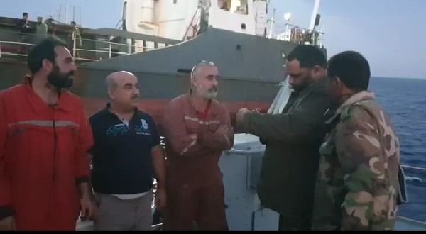 Hafter Türk Gemisine El Koydu