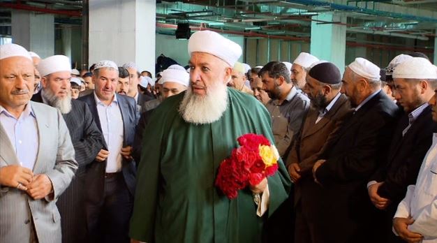 Menzil Liderinin 'Altın Varaklı' Hastane Odası
